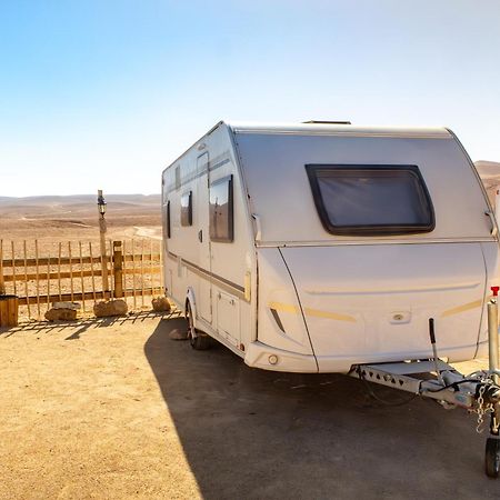 Kfar Hanokdim - Glamping & Camping Арад Екстер'єр фото