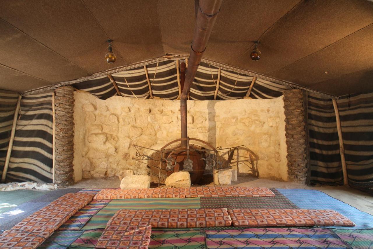Kfar Hanokdim - Glamping & Camping Арад Екстер'єр фото