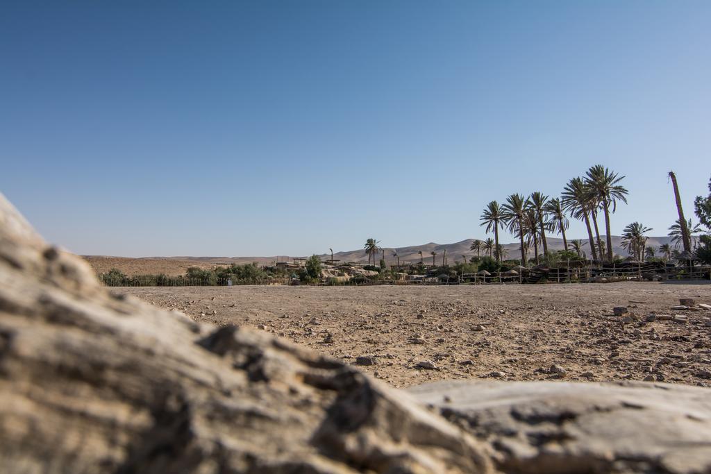 Kfar Hanokdim - Glamping & Camping Арад Екстер'єр фото