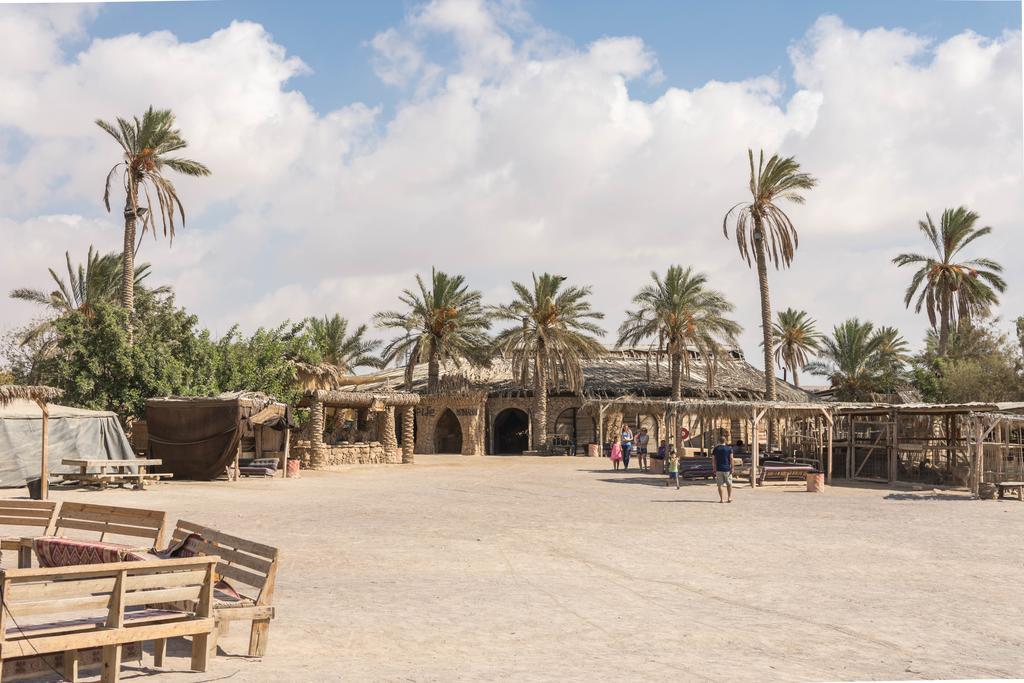 Kfar Hanokdim - Glamping & Camping Арад Екстер'єр фото