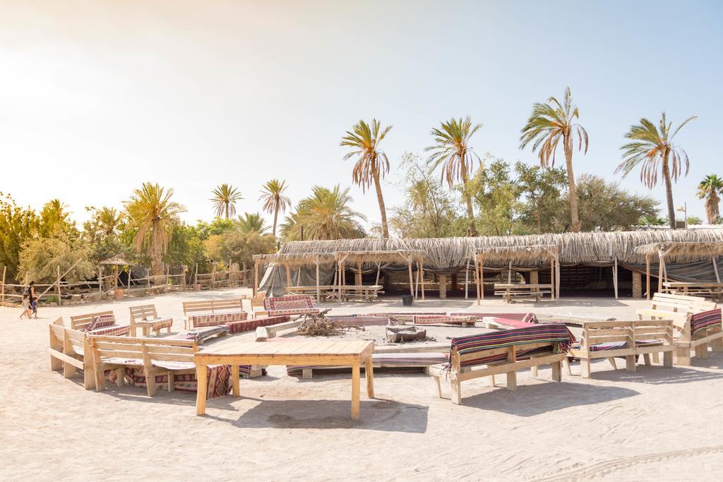 Kfar Hanokdim - Glamping & Camping Арад Екстер'єр фото